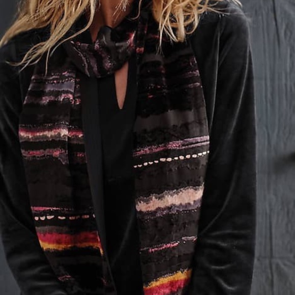 J.Jill NEW Velvet Burnout Watercolor Scarf NWT - Picture 5 of 9